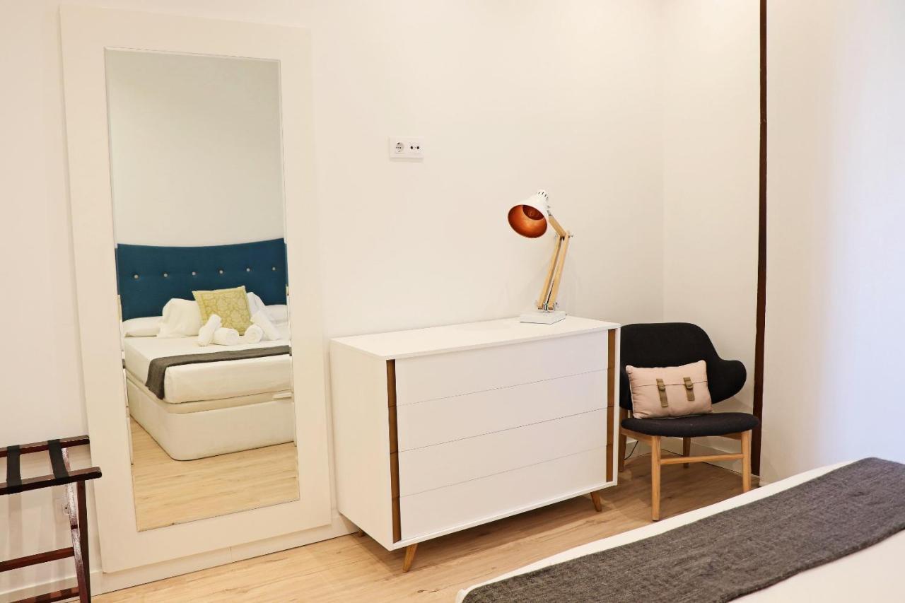 For You Rentals New Design Apartment Temporal Puerta Del Sol Pre10A マドリード エクステリア 写真