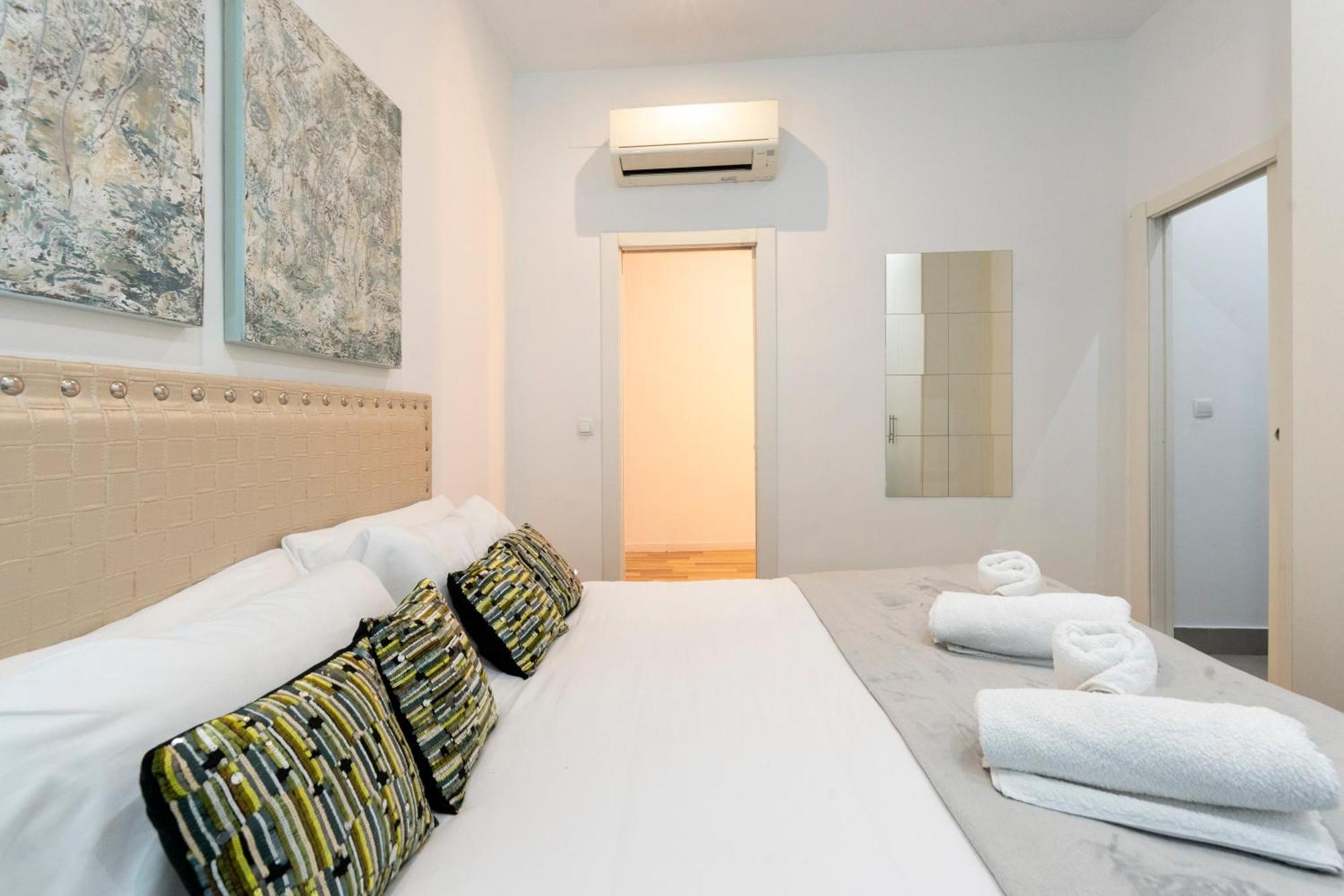 For You Rentals New Design Apartment Temporal Puerta Del Sol Pre10A マドリード エクステリア 写真