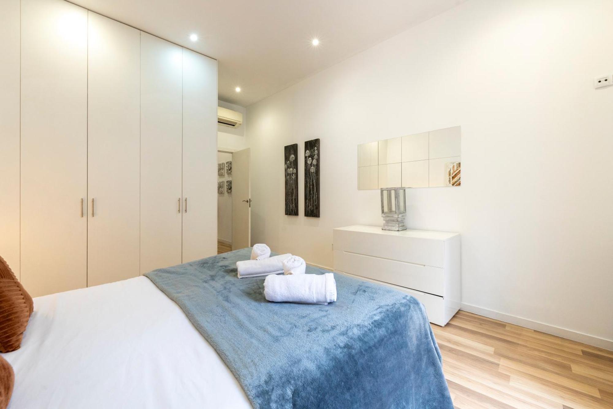For You Rentals New Design Apartment Temporal Puerta Del Sol Pre10A マドリード エクステリア 写真