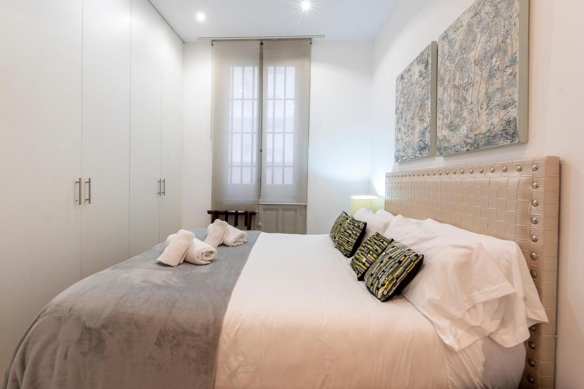 For You Rentals New Design Apartment Temporal Puerta Del Sol Pre10A マドリード エクステリア 写真