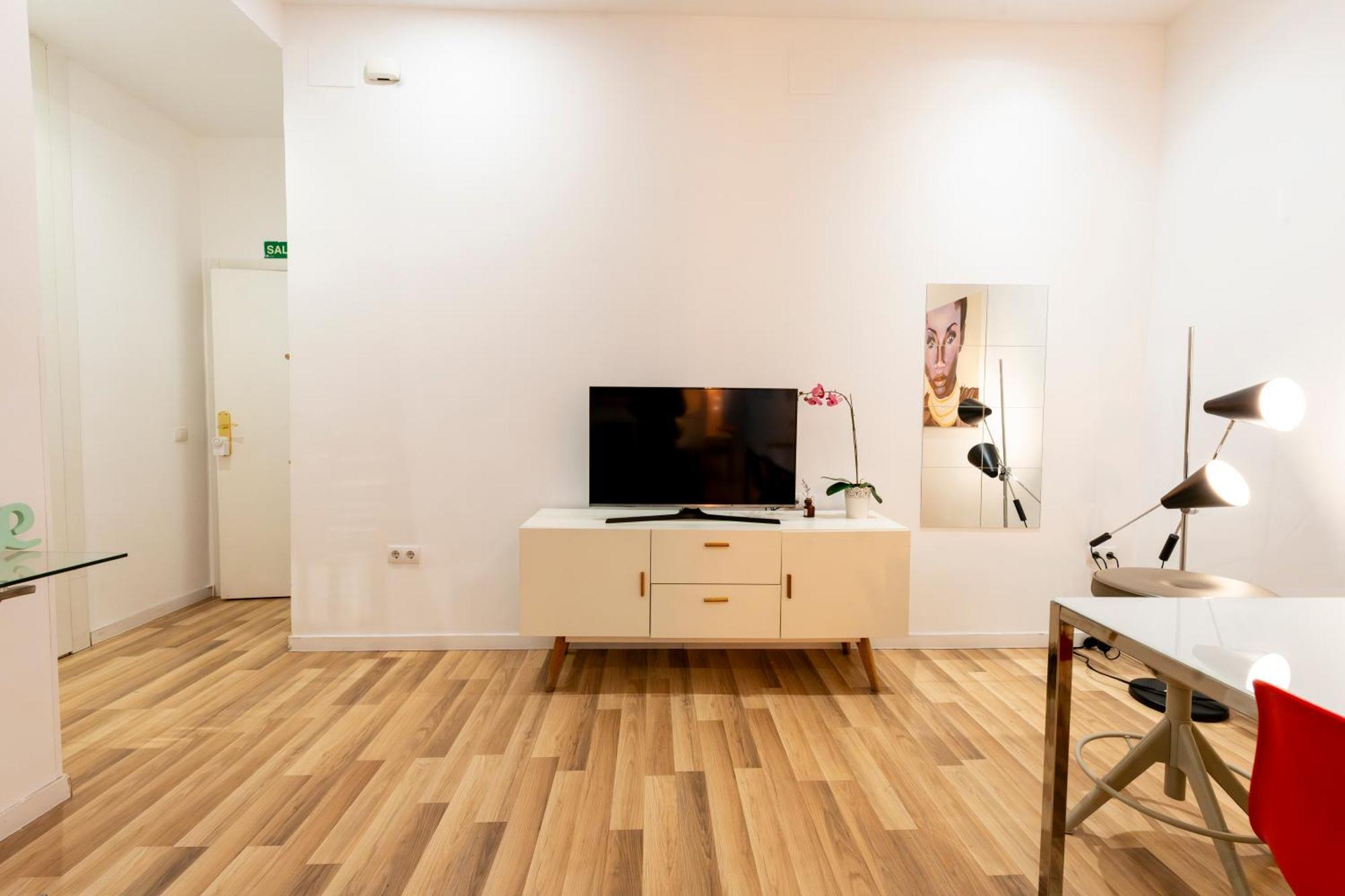 For You Rentals New Design Apartment Temporal Puerta Del Sol Pre10A マドリード エクステリア 写真