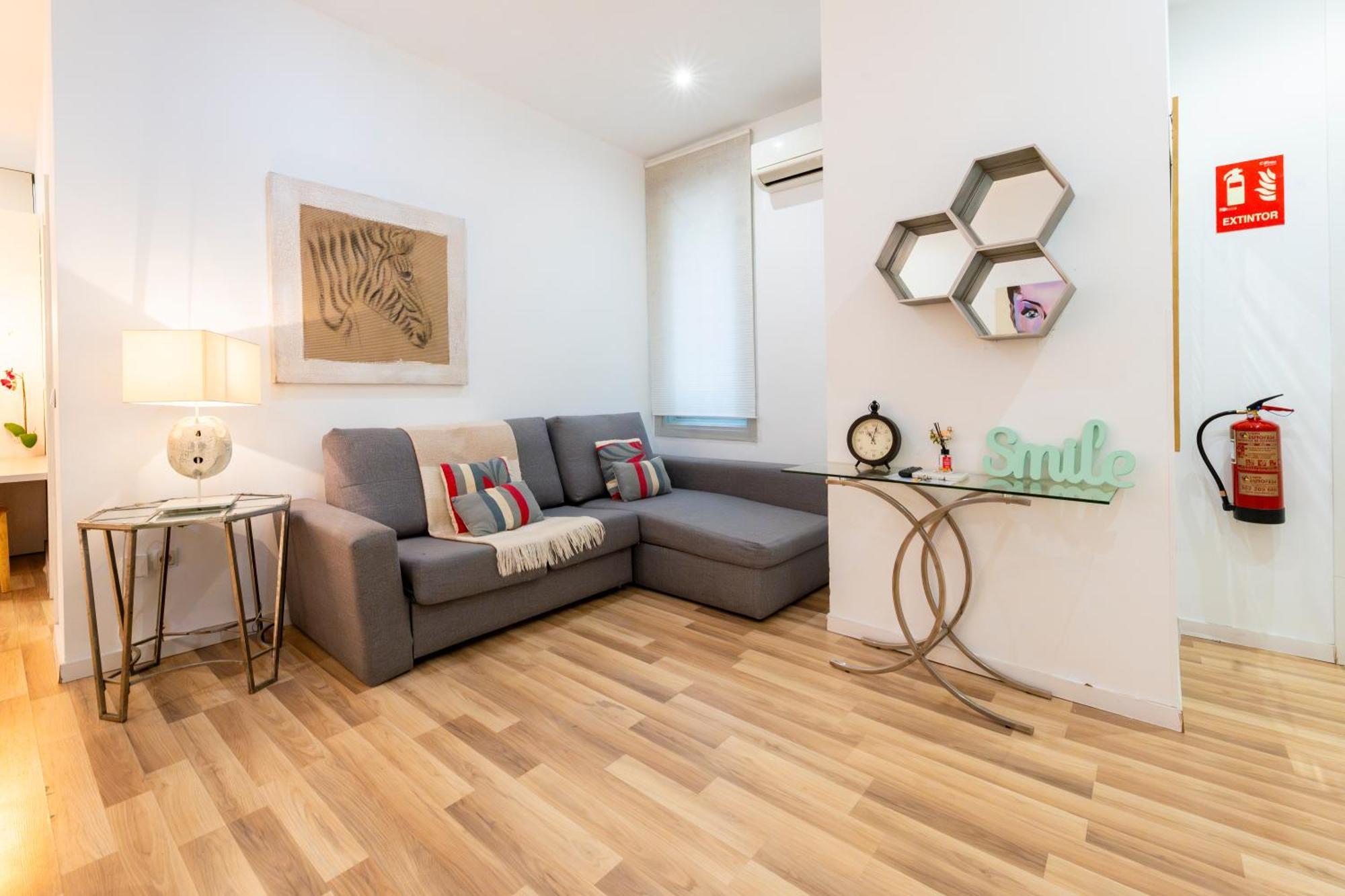 For You Rentals New Design Apartment Temporal Puerta Del Sol Pre10A マドリード エクステリア 写真