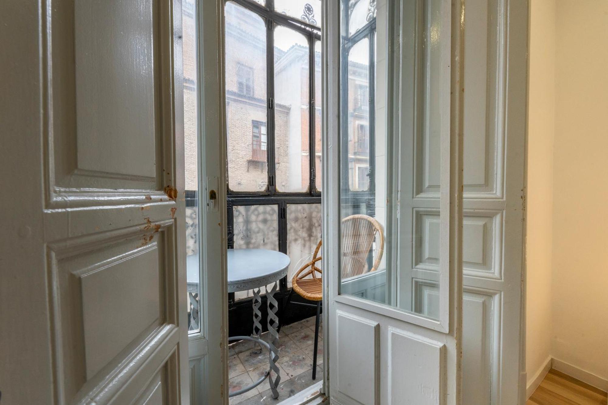 For You Rentals New Design Apartment Temporal Puerta Del Sol Pre10A マドリード エクステリア 写真